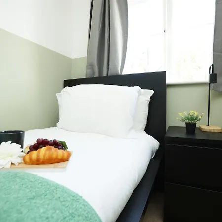 Nyaraló Perfect For Contractors-trades-guests, Pvt Parking Bristol