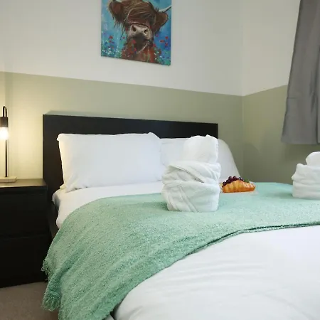 Nyaraló Perfect For Contractors-trades-guests, Pvt Parking *